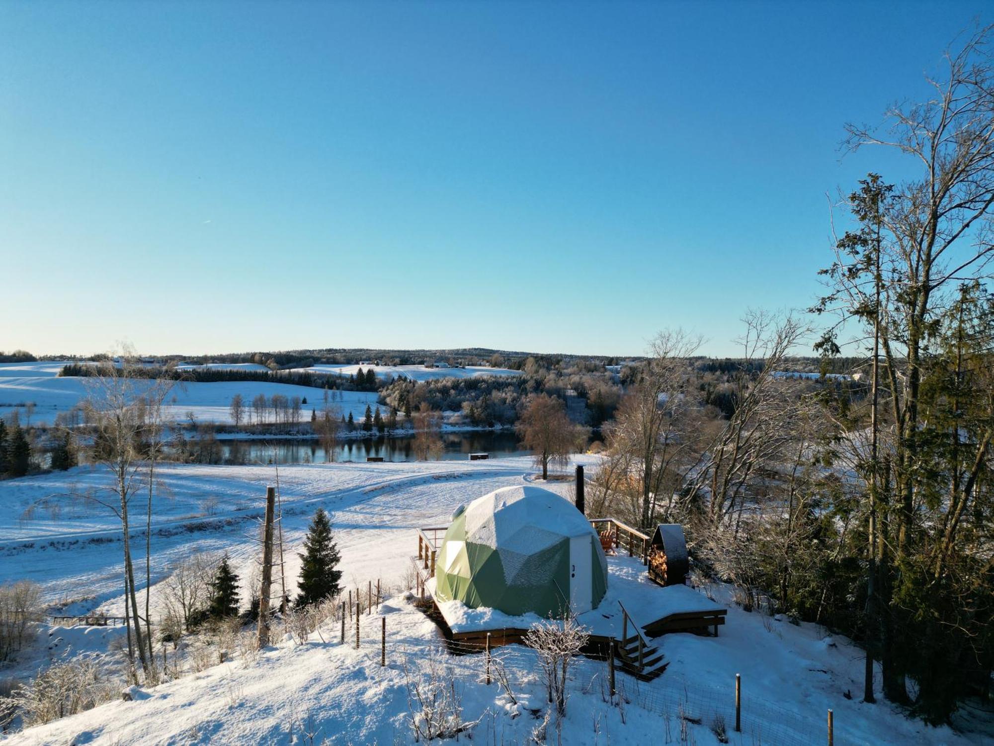 Wonderinn Riverside Arnes  Bagian luar foto