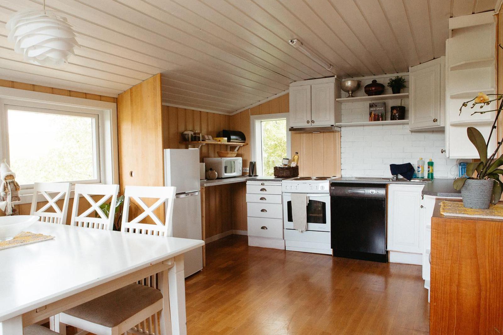Wonderinn Riverside Arnes  Bagian luar foto